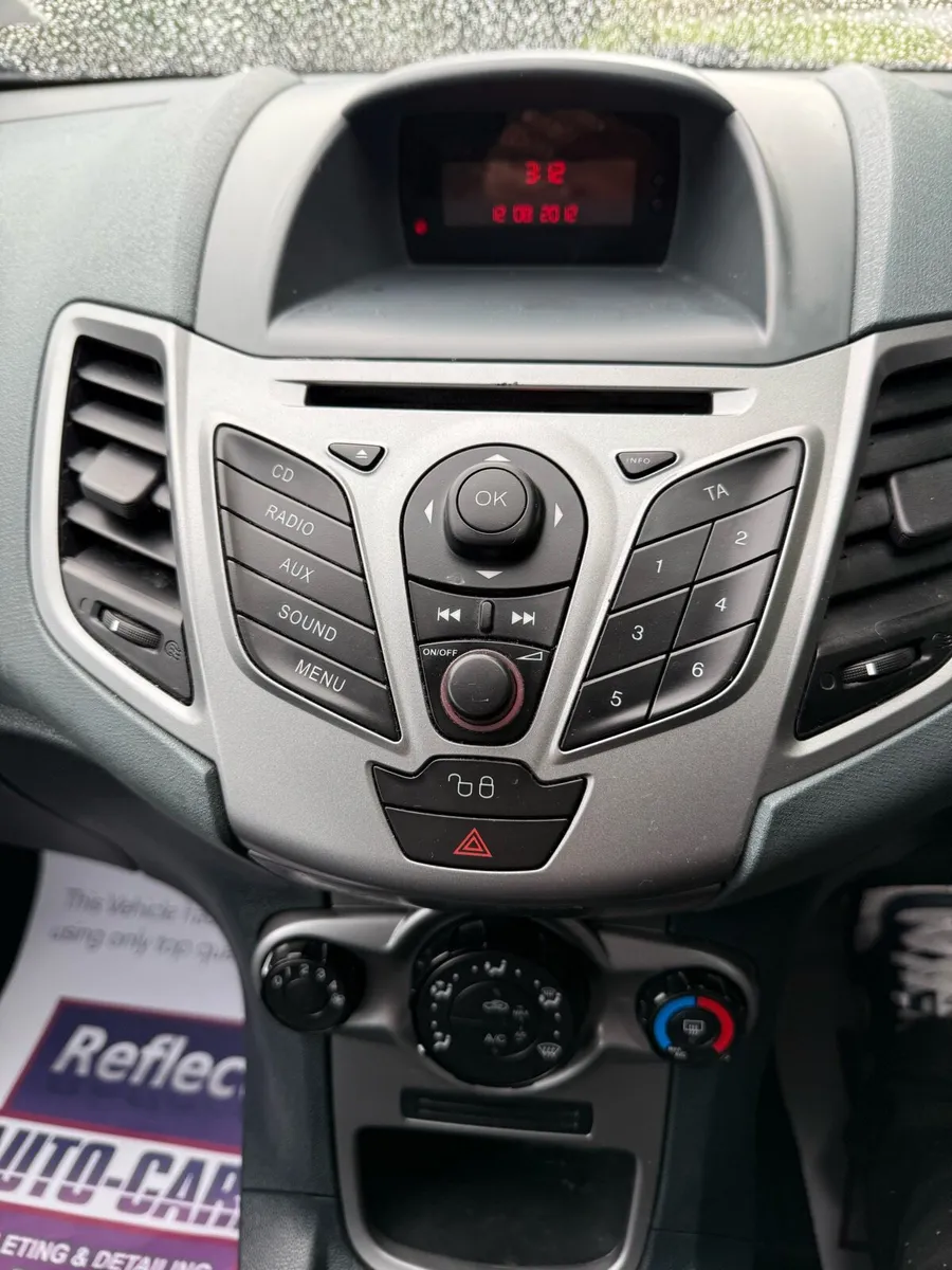 Ford fiesta - Image 3