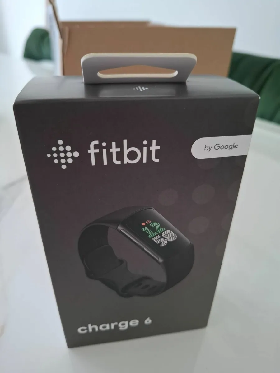 Fitbit Charge 6 Obsidian and Black - Image 3