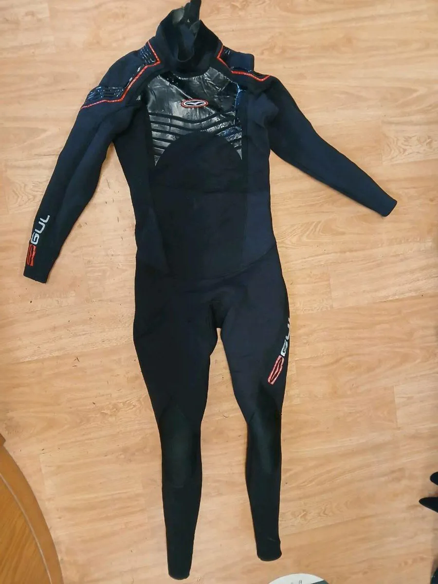 Secondhand Gul 5/3 Wetsuit size Medium Large - Image 1