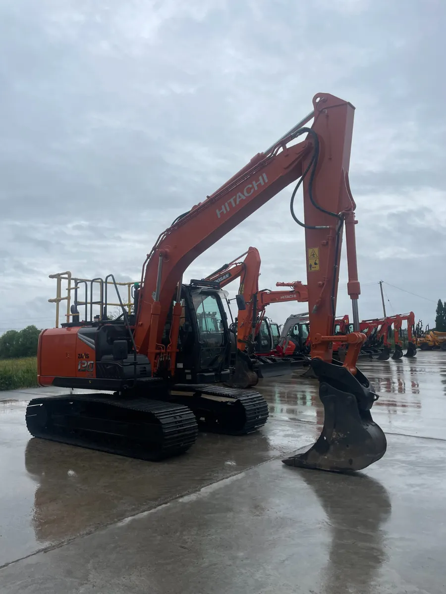 HITACHI ZX130-7 - Image 2