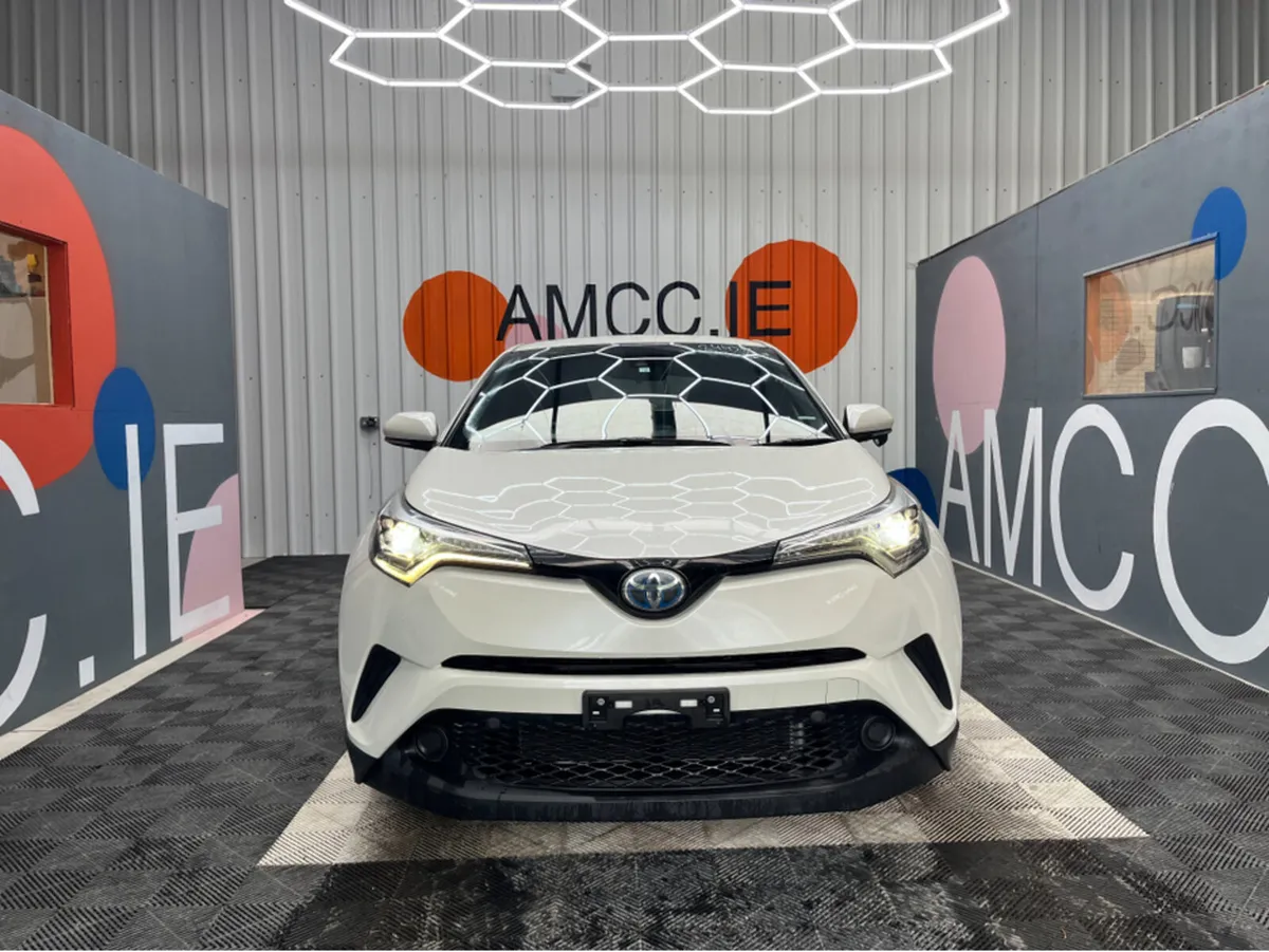 Toyota C-HR S LED EDITION / 98k KMs / REVERSE CAME - Image 2