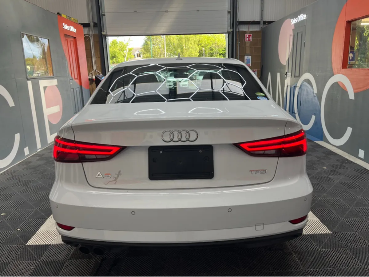Audi A3 1.4 TFSI / 49k KMs / REVERSE CAMERA , ADAP - Image 4