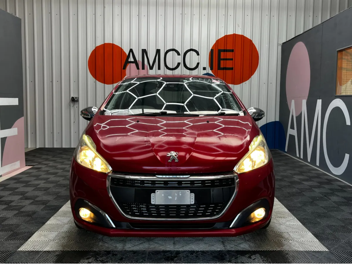 Peugeot 208 ALLURE / 54k KMs / Adaptive Cruise, Re - Image 2