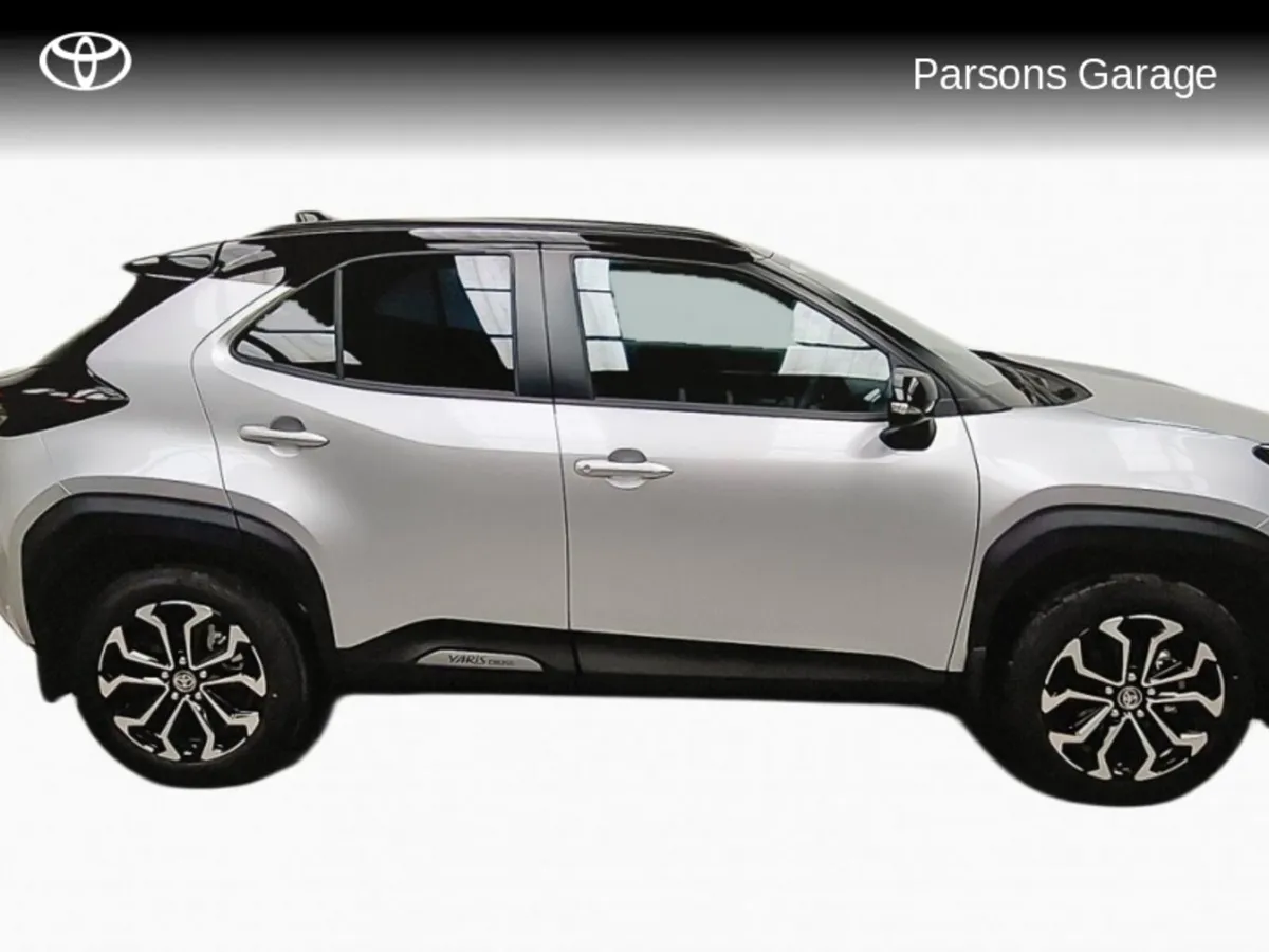 Toyota Yaris Cross YARIS CROSS LUNA SPORT BI - Image 3
