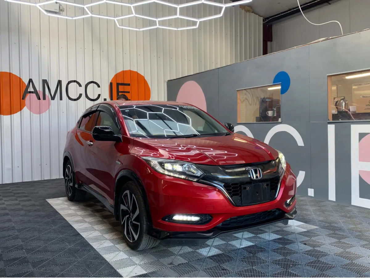 Honda Vezel 1.5 HYBRID / 75k KMs / Heated Seats, A - Image 1