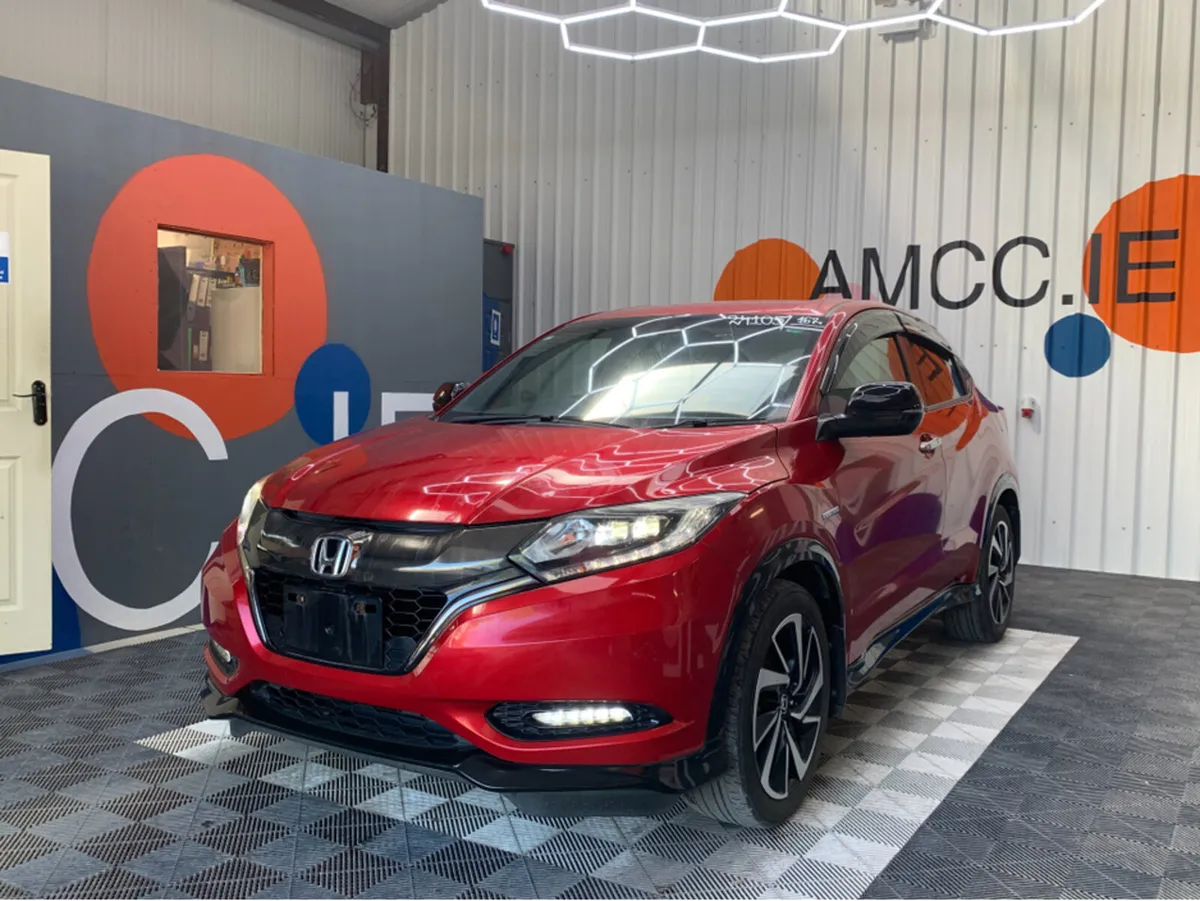 Honda Vezel 1.5 HYBRID / 75k KMs / Heated Seats, A - Image 3
