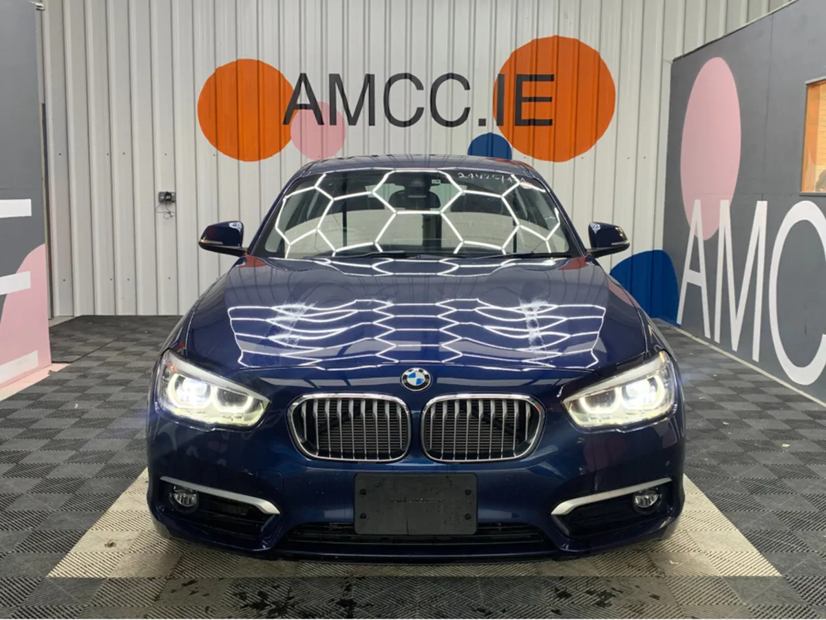 BMW 1-Series 118i AUTOMATIC / 27k KMs / Reverse Ca - Image 2