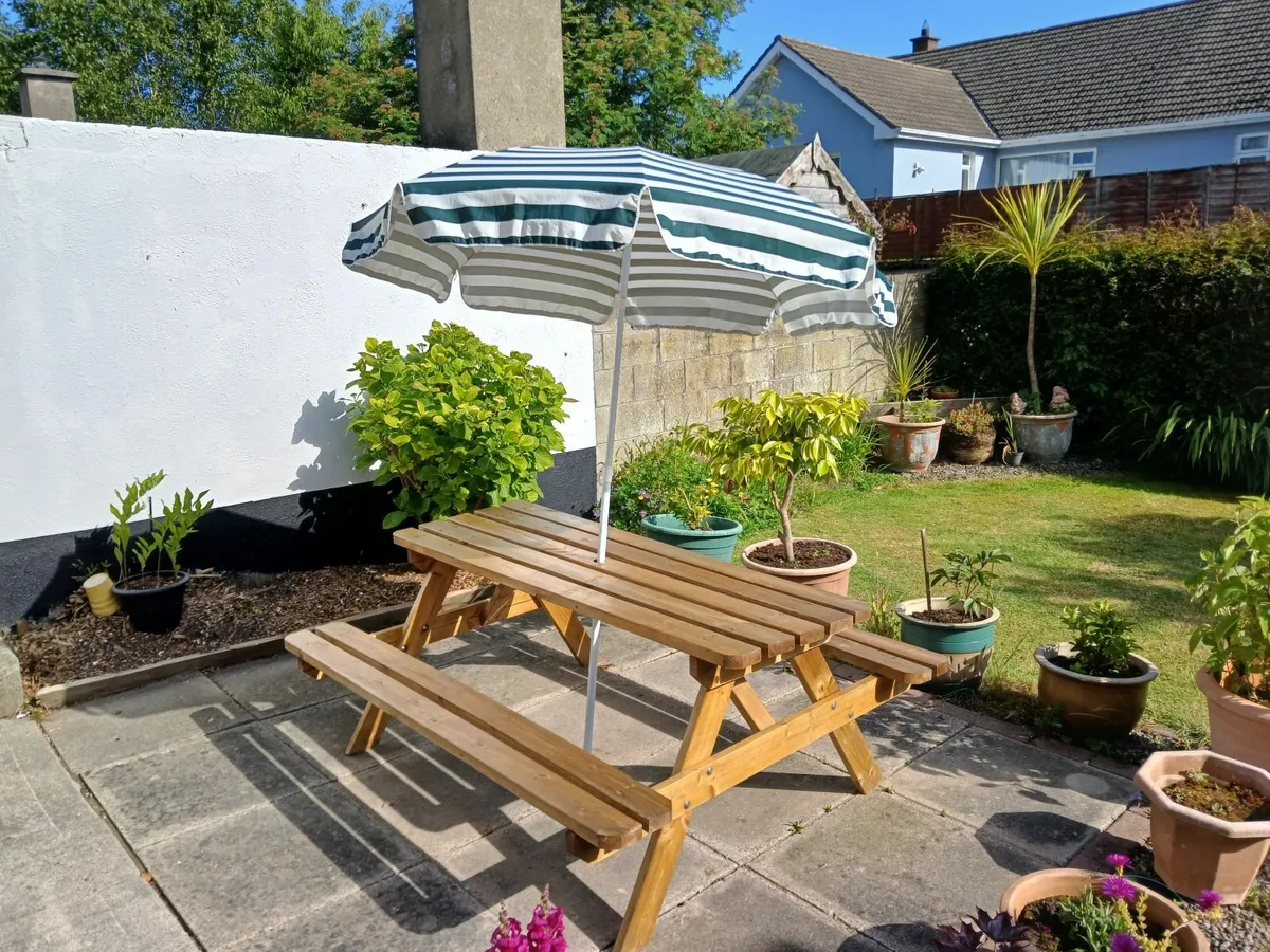 Picnic bench - Image 4