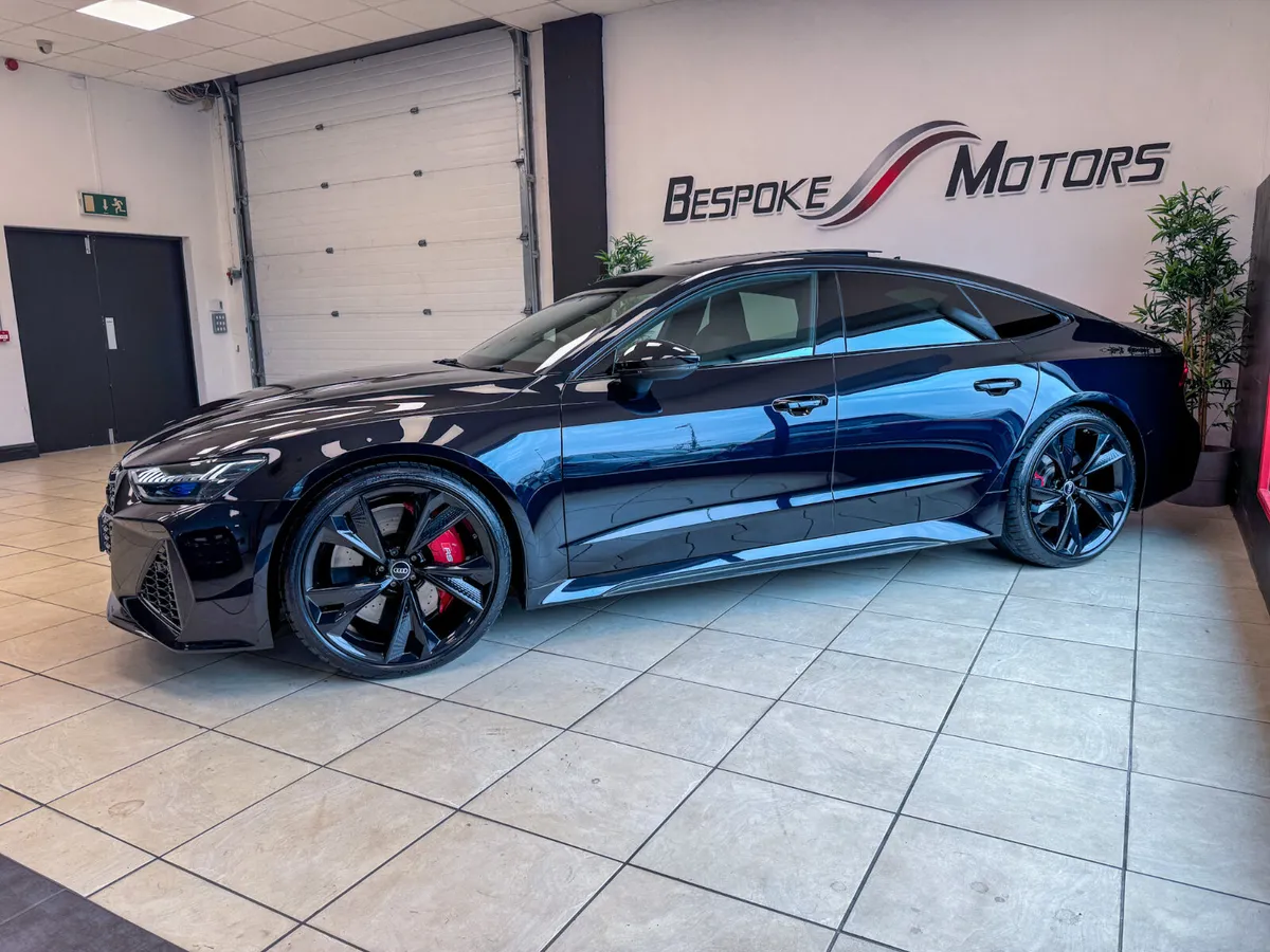 Audi RS7 Carbon Black Edition - Image 3