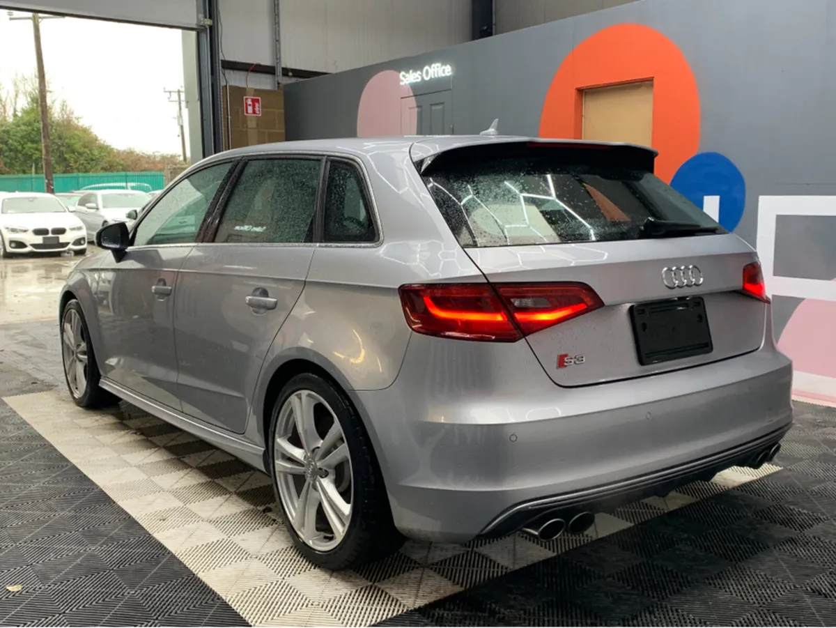 Audi S3 SPORTBACK / 34k KMs / Reverse Camera, Adap - Image 4
