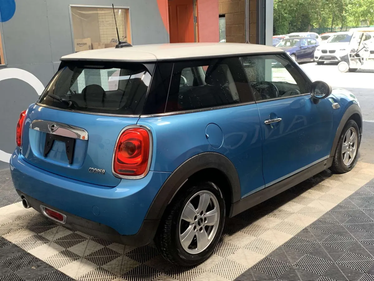 Mini Cooper Mini Automatic 1.5 Petrol / 52k KMs / - Image 4