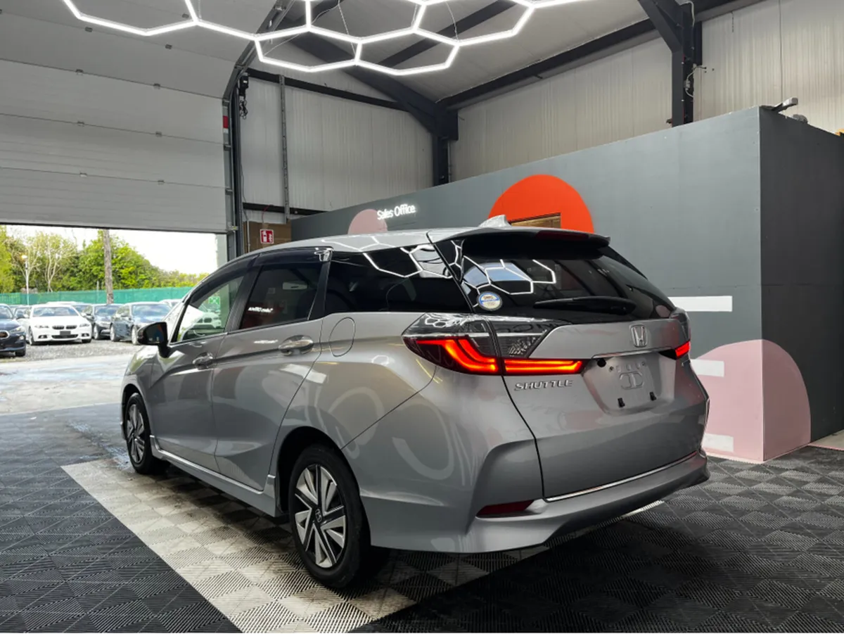 Honda Shuttle 1.5 HYBRID / 53k KMs / Adaptive Crui - Image 4