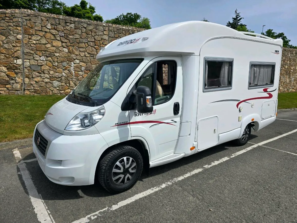 2007 RAPIDO 707F COMPACT FRENCH BED TAKE A TRADE - Image 1