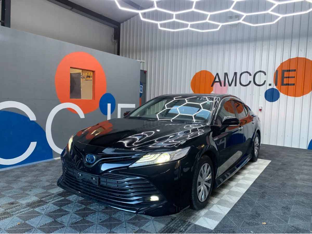 Toyota Camry 2.5 HYBRID / 99k KMs / Cruise Control - Image 3
