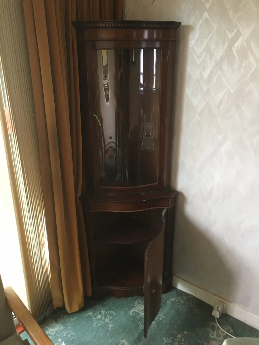 Furniture - Image 3