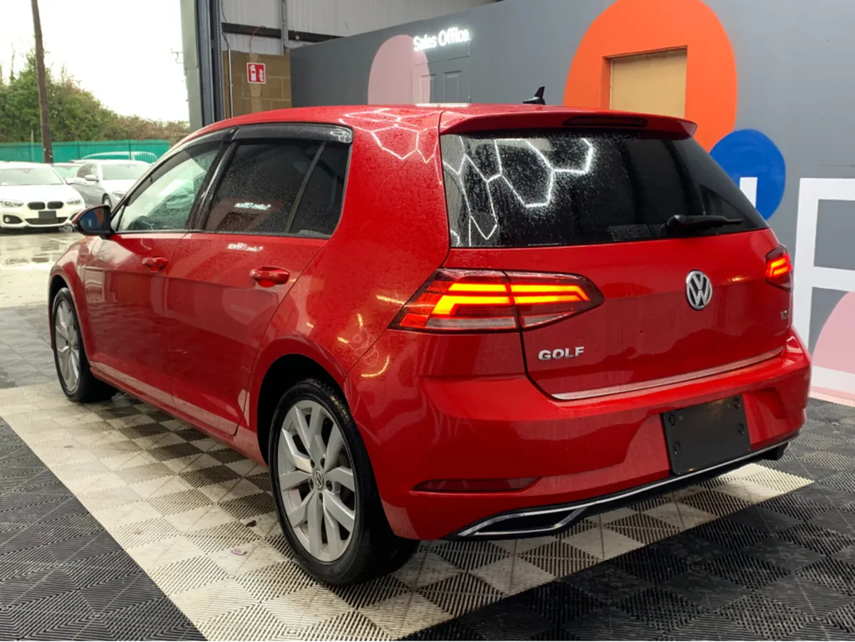 Volkswagen Golf GOLF AUTOMATIC 1.4 TSI HIGHLINE / - Image 4