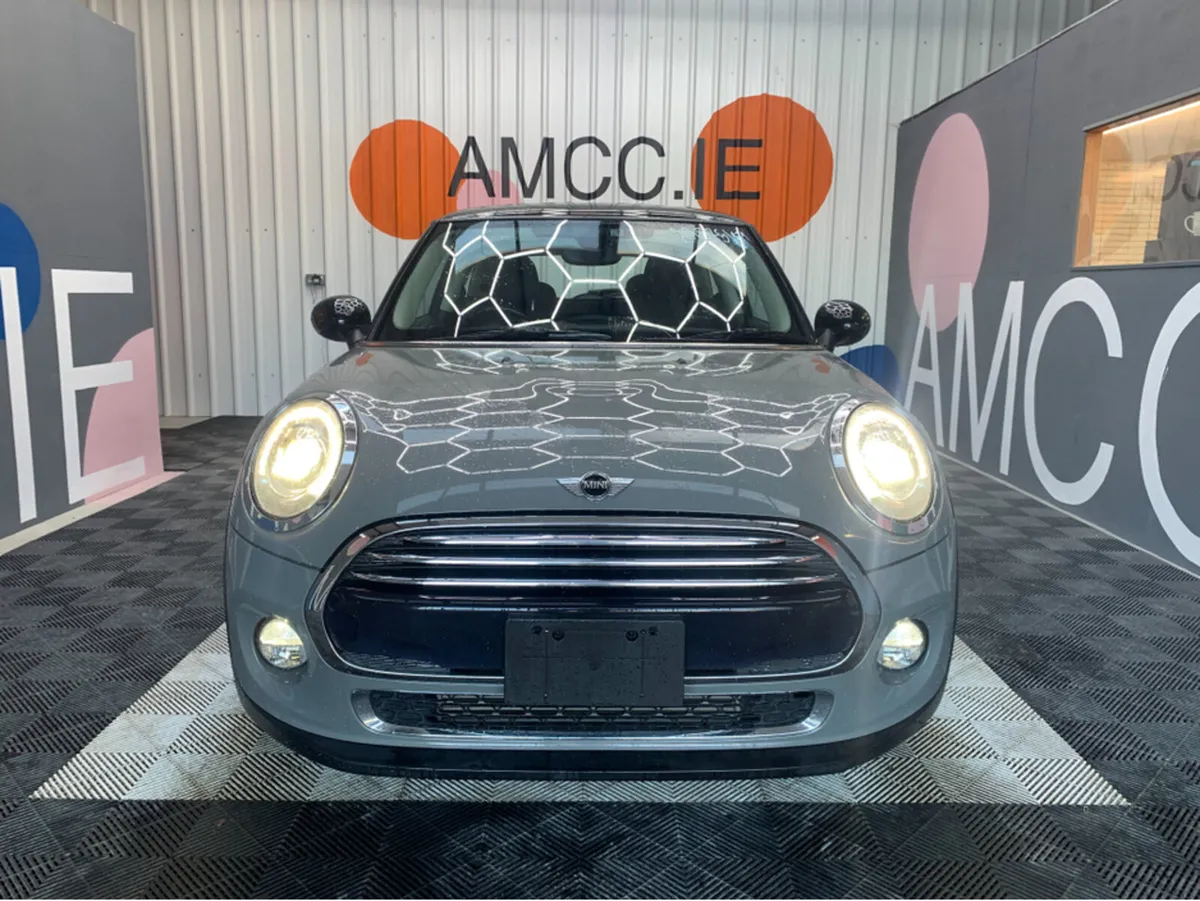 Mini Cooper 2017 MINI COOPER AUTOMATIC 1.5 DIESEL - Image 2