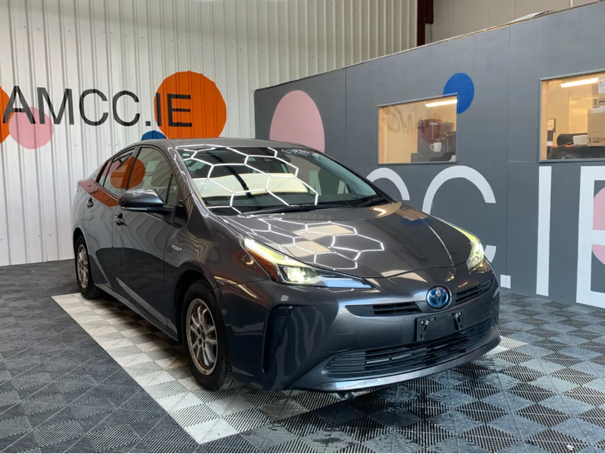 Toyota Prius AUTOMATIC 1.8 HYBRID / 81k KMs / Crui - Image 1