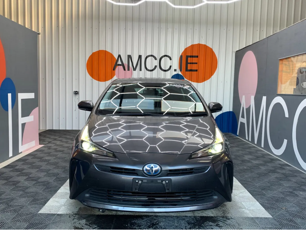 Toyota Prius AUTOMATIC 1.8 HYBRID / 81k KMs / Crui - Image 2