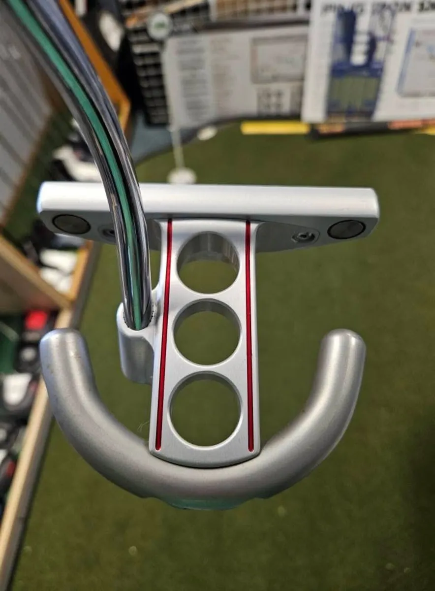 Scotty Cameron Futura Putter - Image 1