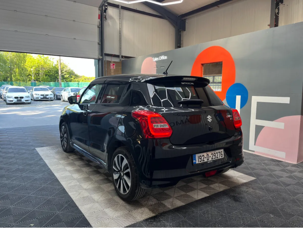 Suzuki Swift SWIFT RS AUTOMATIC / 79k KMs / REVERS - Image 4
