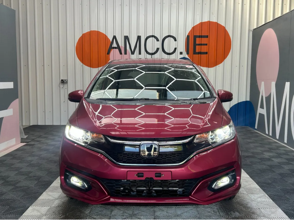 Honda Fit 1.5 HYBRID / 52k KMs / Adaptive Cruise, - Image 2