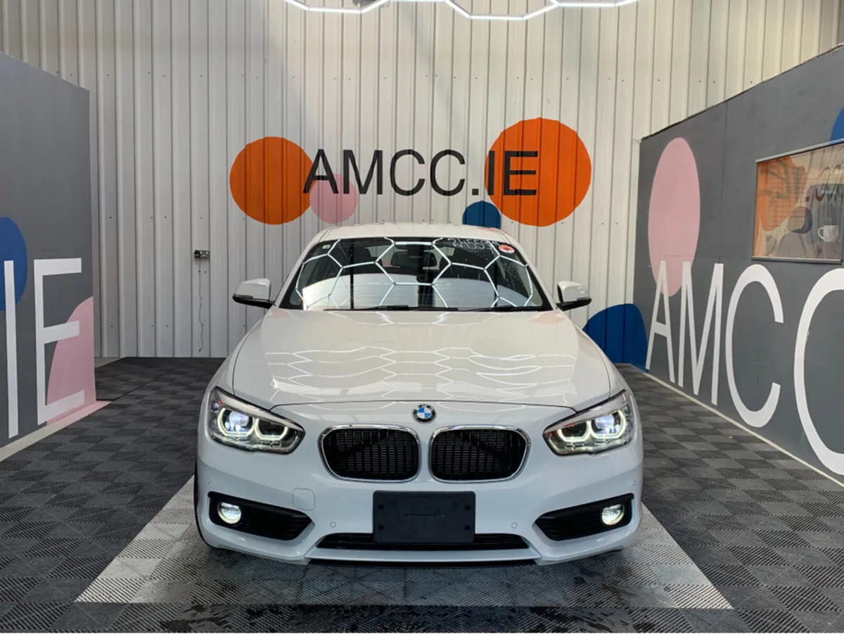 BMW 1-Series 118i AUTOMATIC / 69k KMs / Reverse Ca - Image 2
