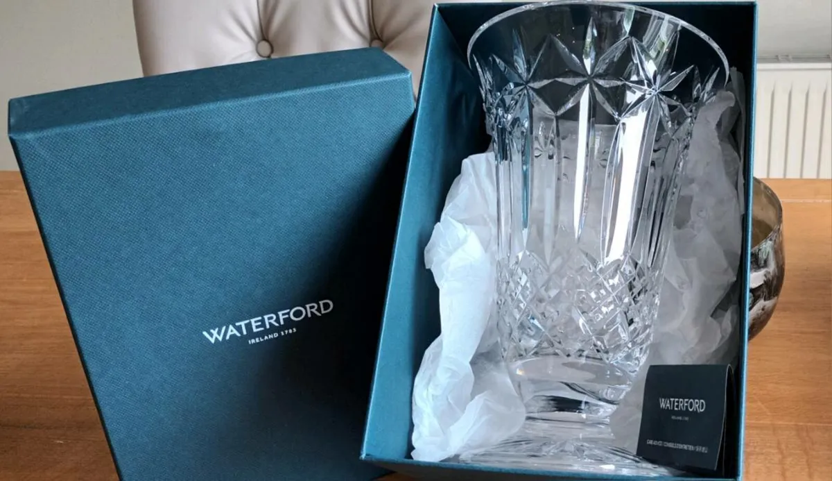 Waterford Crystal Vase. - Image 1
