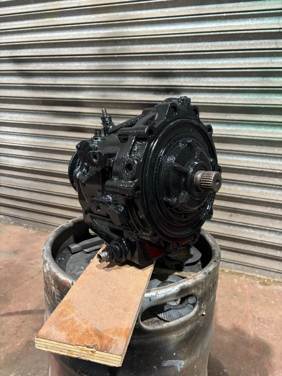 BORG WARNER GEARBOX - Image 1