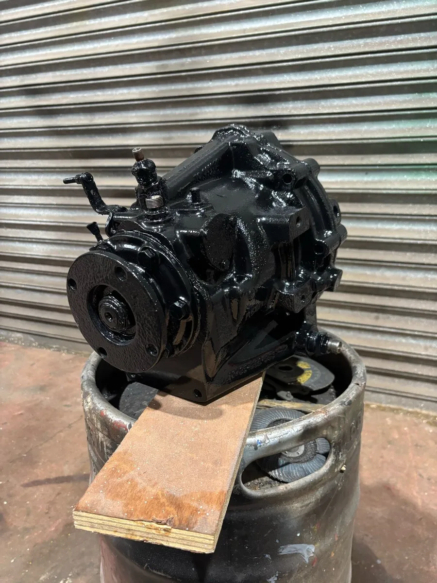 BORG WARNER GEARBOX - Image 2