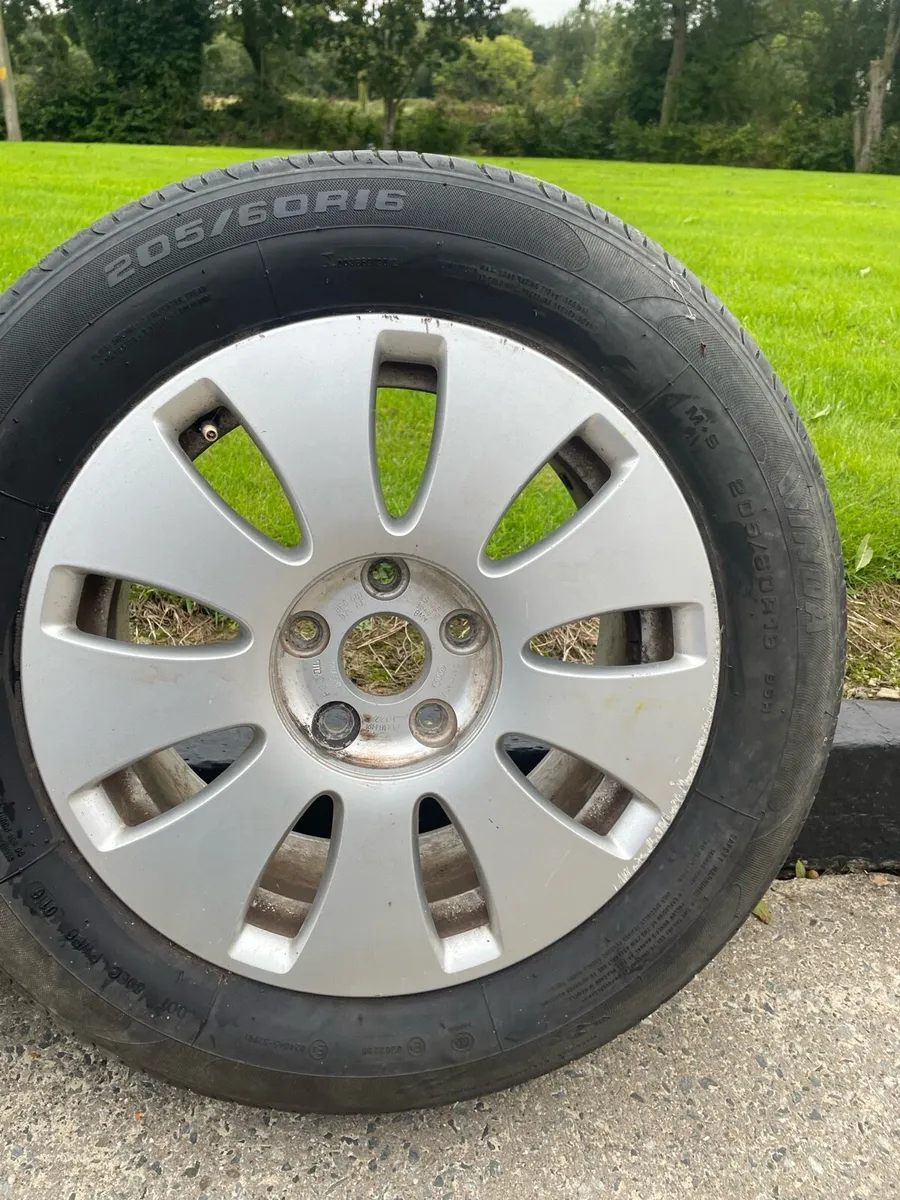 Audi wheels and tyres - Image 1