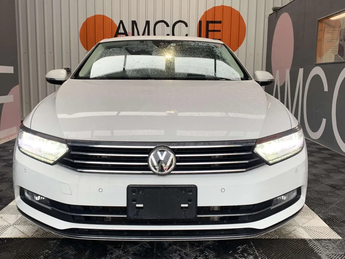 Volkswagen Passat VW Passat 2.0 TDI Automatic Eleg - Image 2