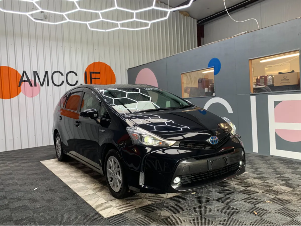 Toyota Prius 1.8 HYBRID 7 SEATER G / 89k KMs / Rev - Image 1
