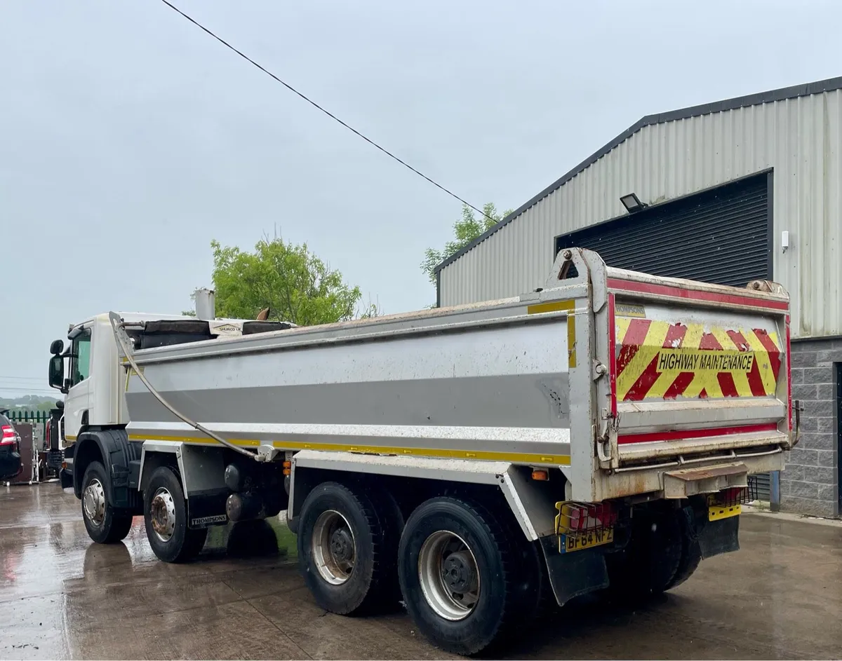 SCANIA P410 8 wheel Tipper 8x4 Volvo DAF Renault - Image 3