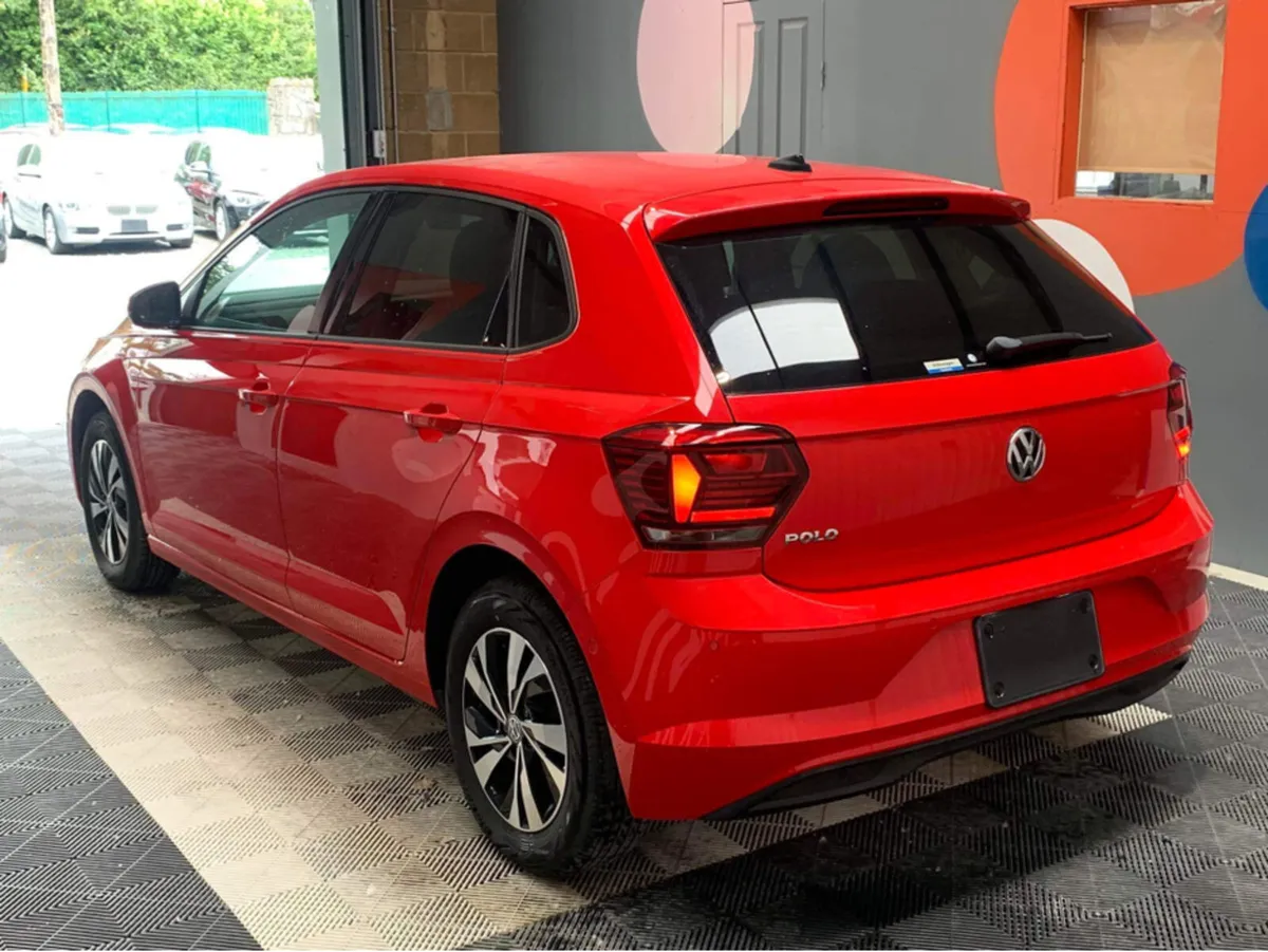 Volkswagen Polo Polo Automatic 1.0 TSI Comfortline - Image 3