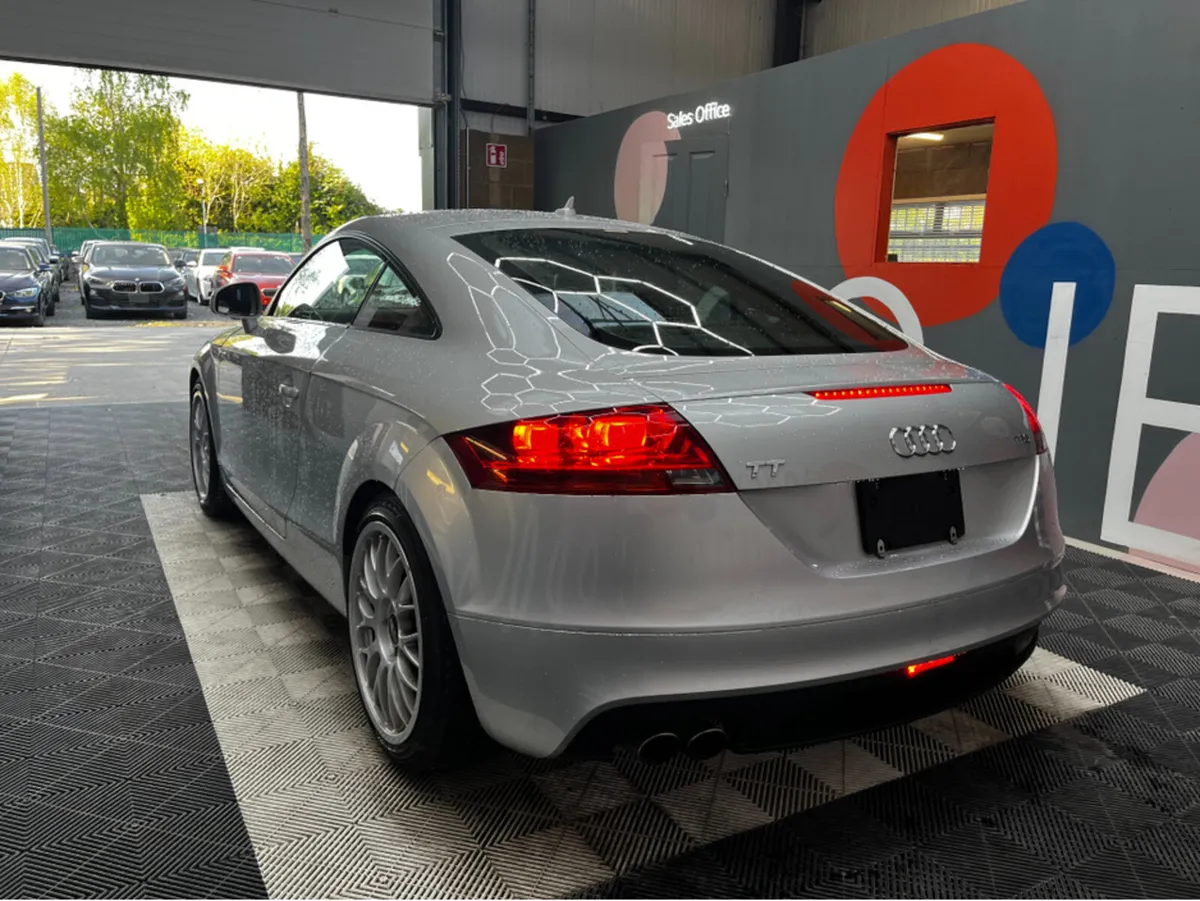 Audi TT 1.8TFSI / 126k KMs / HEATED SEATS & MORE - Image 4