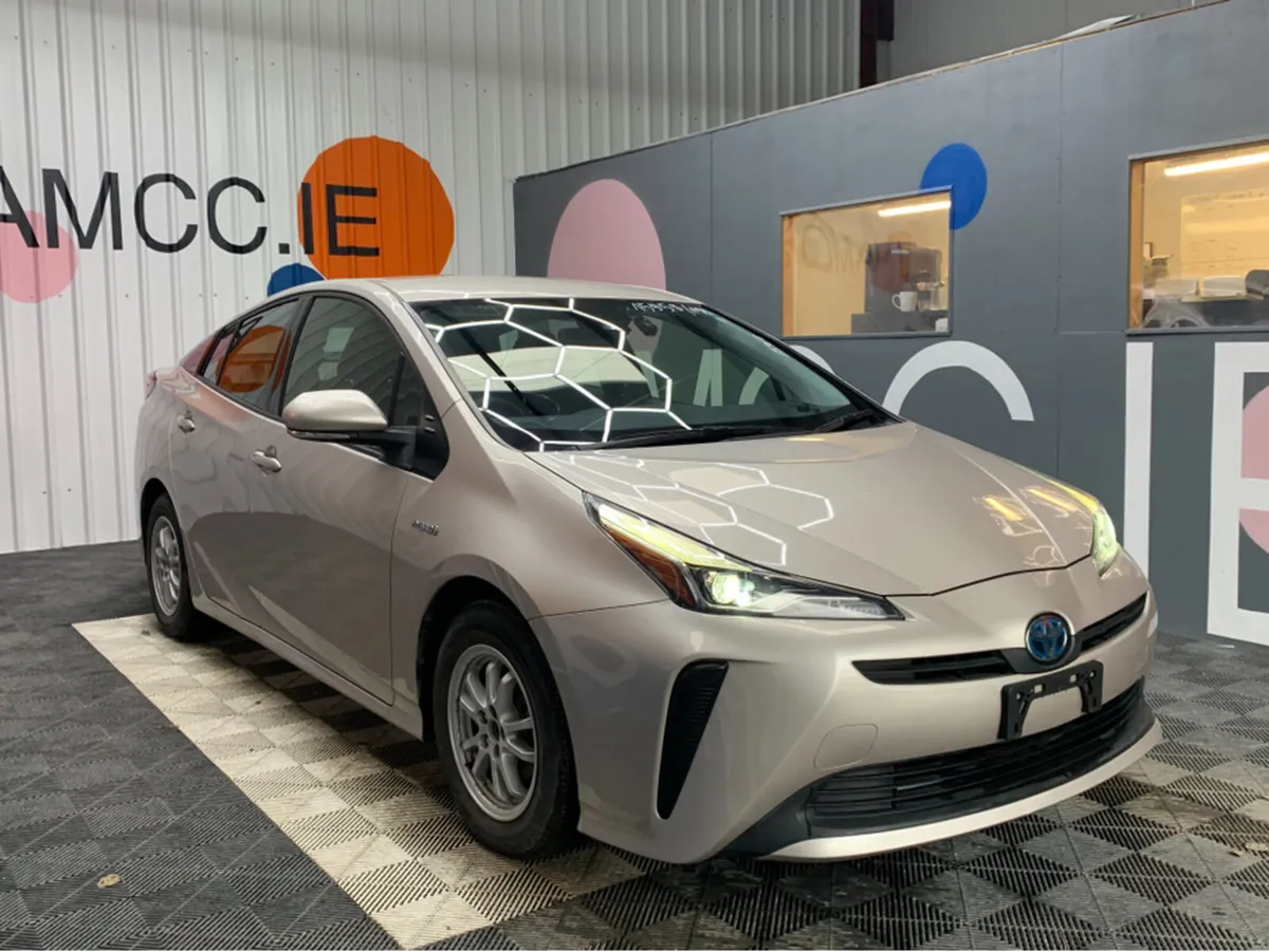 Toyota Prius 1.8 HYBRID AUTOMATIC / 80k KMs / Crui - Image 1