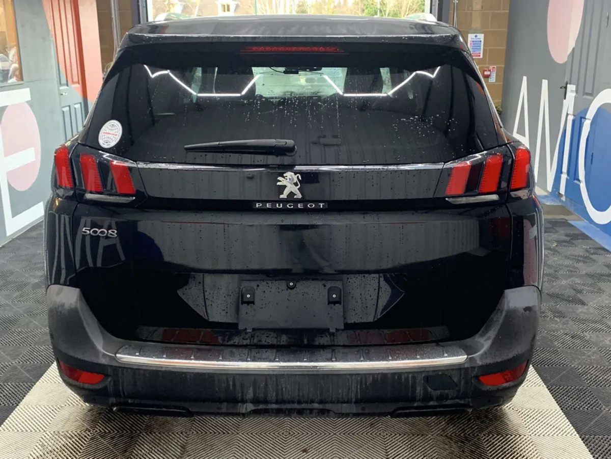 Peugeot 5008 Peugeot 5008 Allure 7 Seater Automati - Image 4