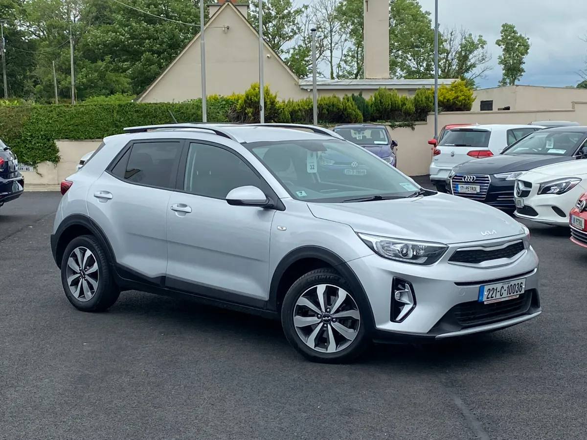 221 KIA STONIC K2 1.0 PETROL - Image 2