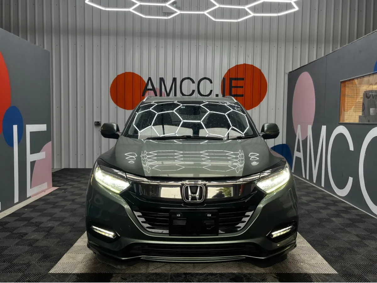 Honda Vezel 1.5 HYBRID / 47k KMs / Heated Seats, A - Image 2