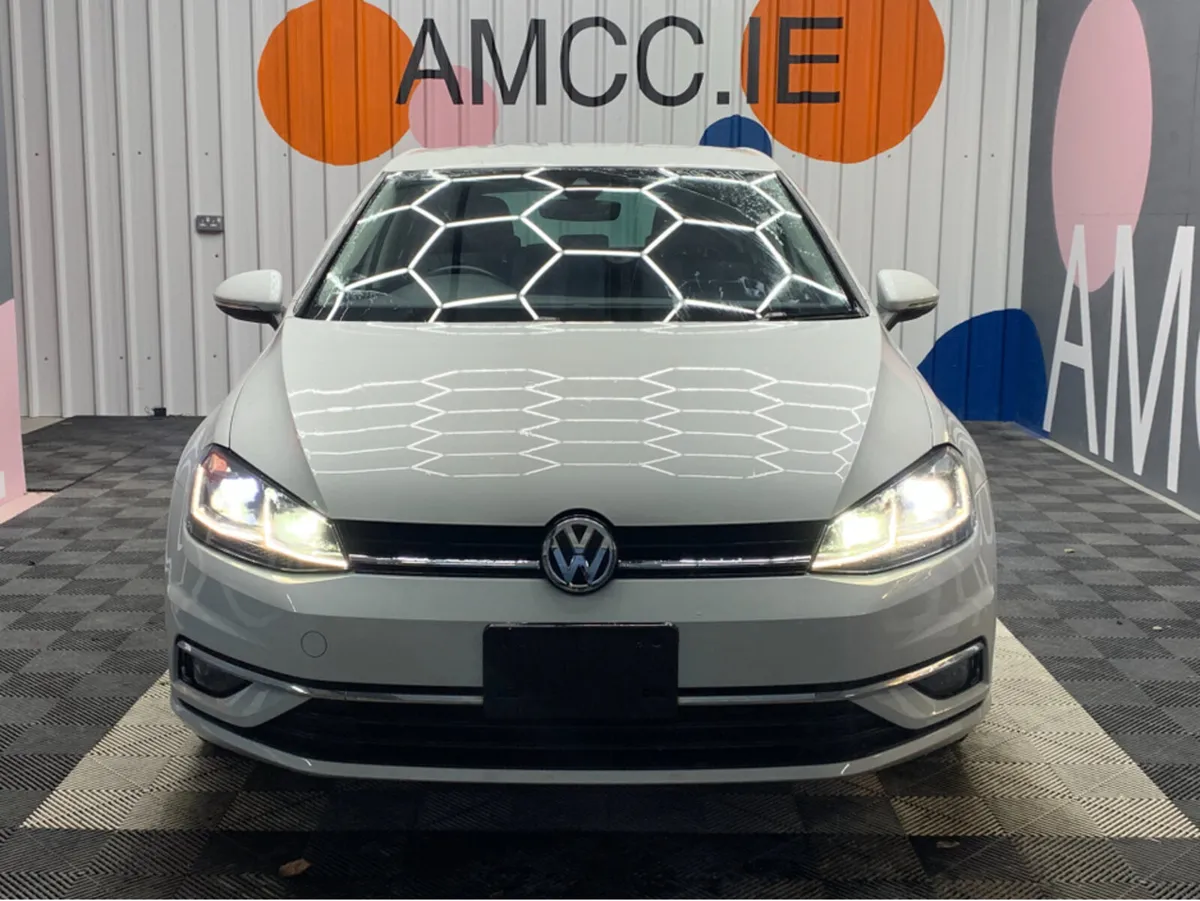 Volkswagen Golf TSI HIGH LINE / 51k KMs / Adaptive - Image 2