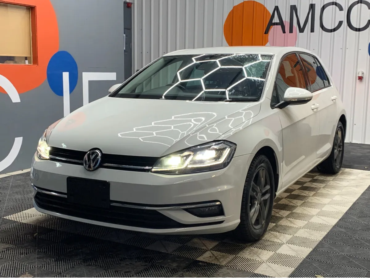 Volkswagen Golf TSI HIGH LINE / 51k KMs / Adaptive - Image 3