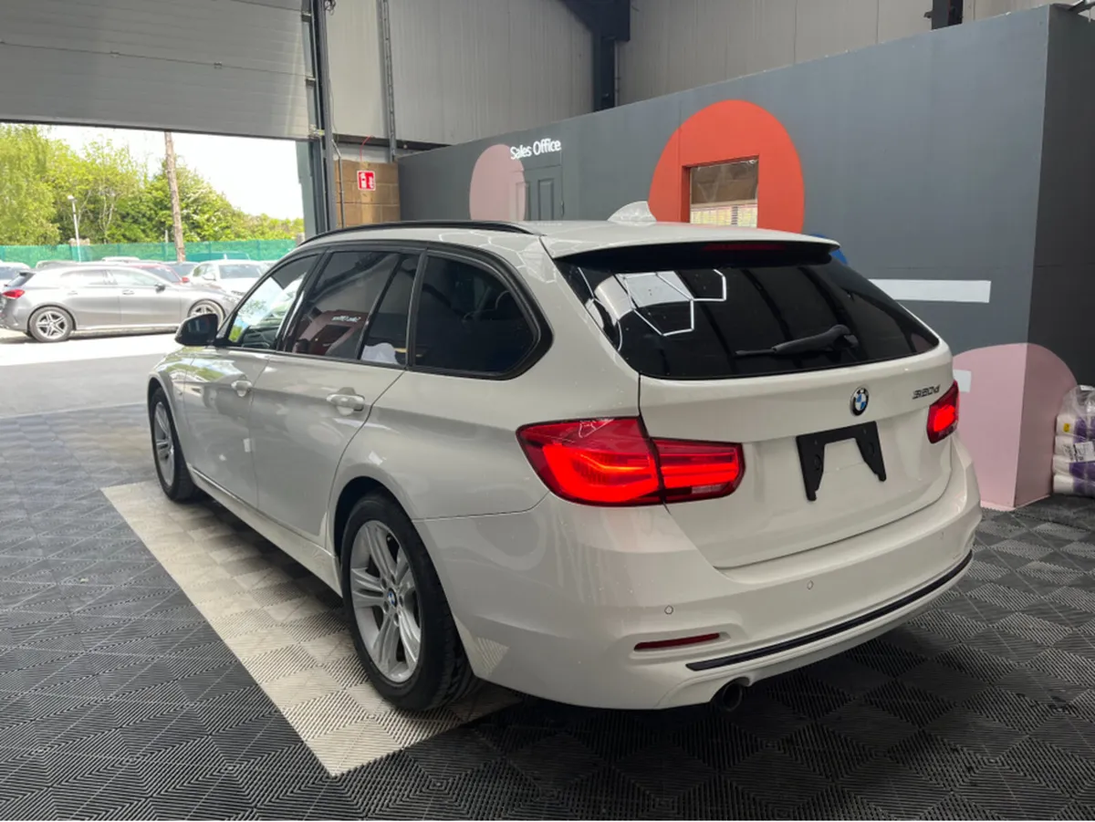 BMW 3-Series 320 D TOURING / 72k KMs / REVERSE CAM - Image 4