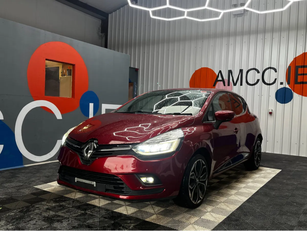 Renault Clio 1.2 PETROL / 60k KMs / Reverse Camera - Image 3
