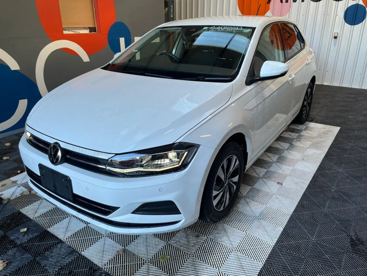 Volkswagen Polo Polo Automatic 1.0 / Reverse Camer - Image 4