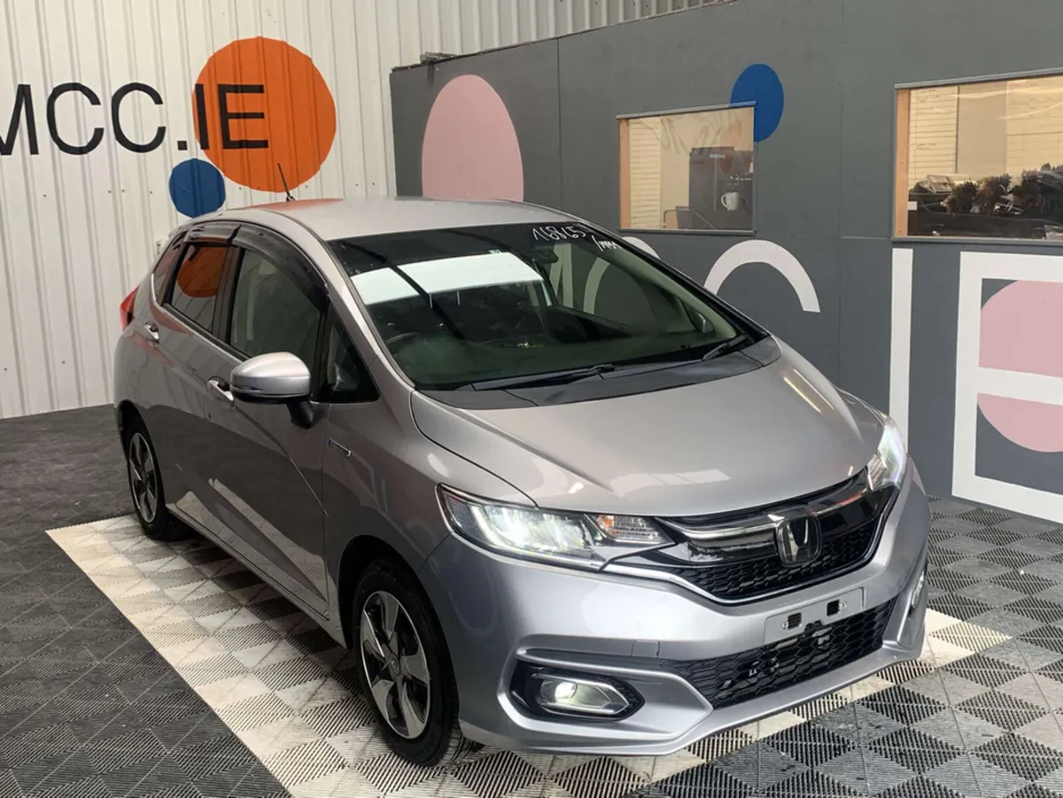 Honda Fit Honda Fit Automatic 1.5 Hybrid / Honda S - Image 1