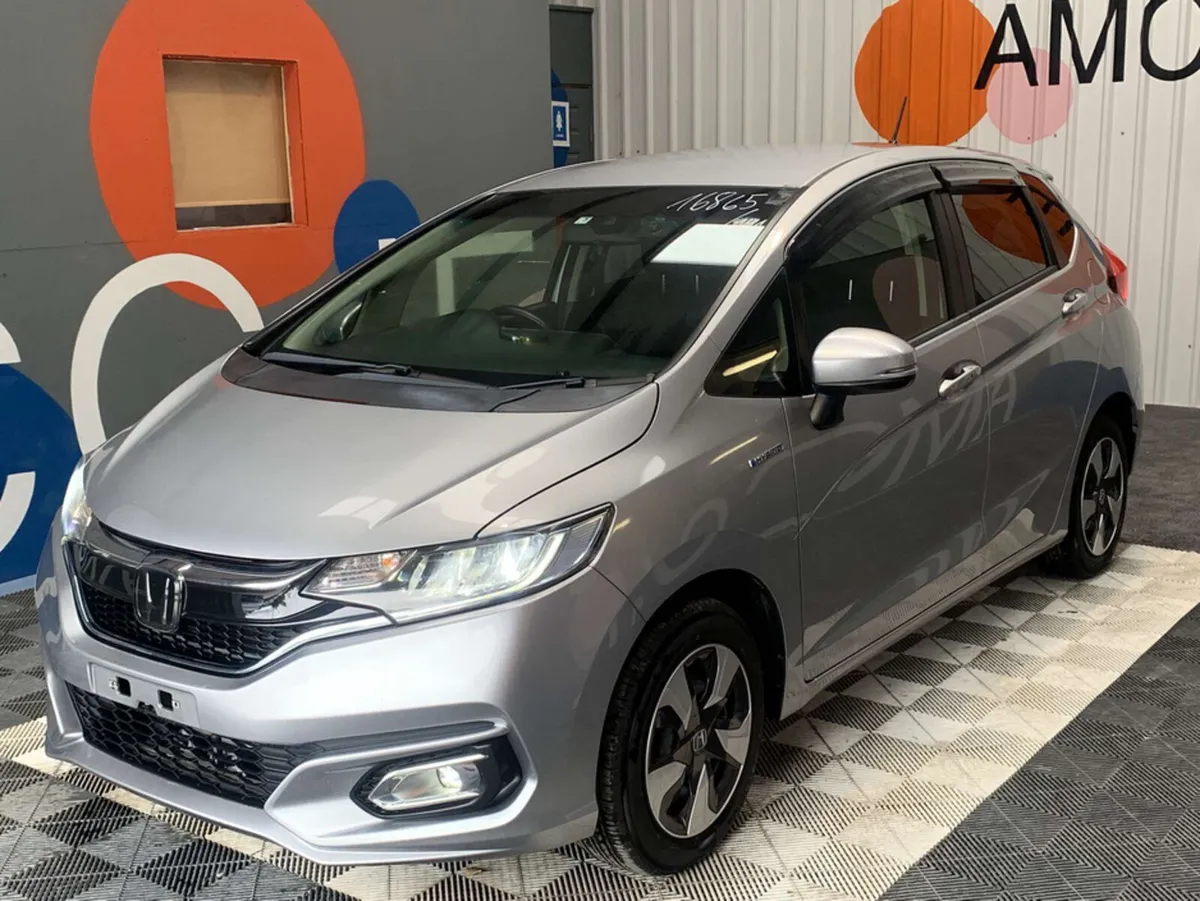 Honda Fit Honda Fit Automatic 1.5 Hybrid / Honda S - Image 3