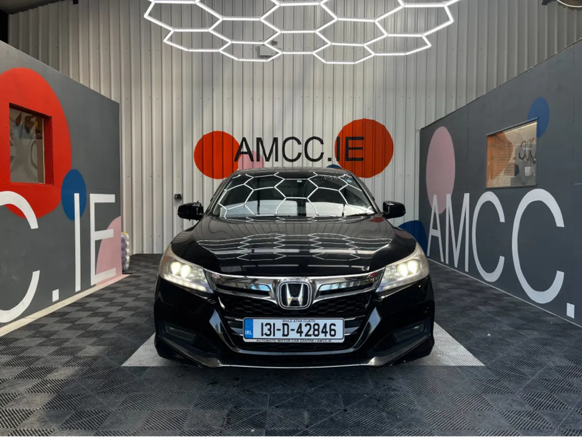 Honda Accord 2.0 HYBRID /128 k KMs / REVERSE CAMER - Image 2