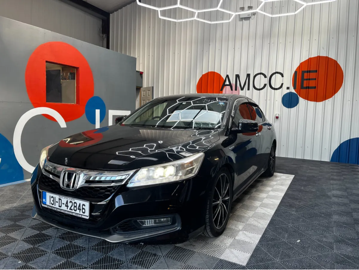 Honda Accord 2.0 HYBRID /128 k KMs / REVERSE CAMER - Image 3