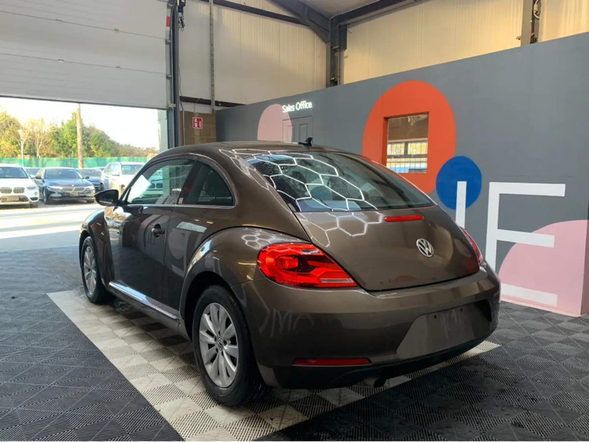 Volkswagen Beetle 1.2 PETROL AUTOMATIC / 98k KMs / - Image 4